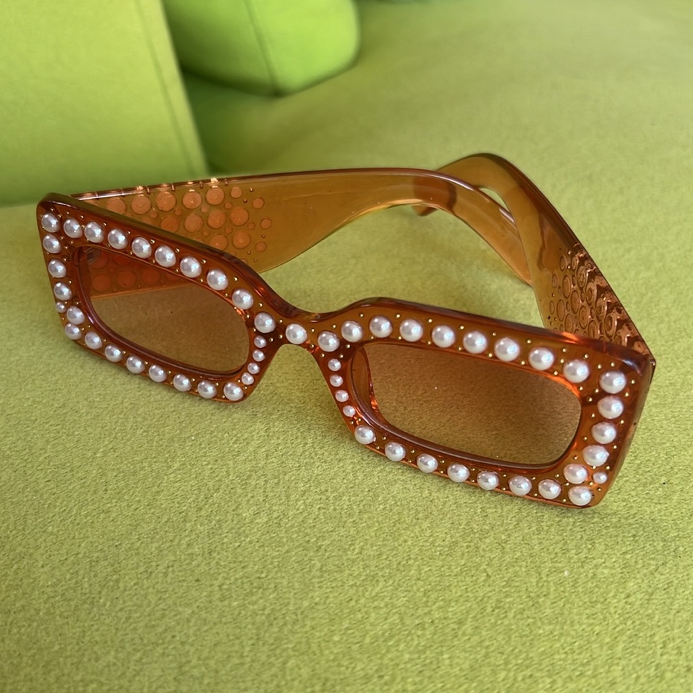 Italian orange pearl glasses